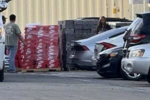 耐克被盗的50万美元球鞋+服饰被追回 知名鞋店老板“Shams”被捕