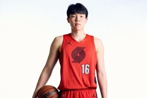 媒体人:斯普利特对杨瀚森很重视 会安排合适节点让小杨上场磨炼 媒体人:斯普利特对杨瀚森很重视 会安排合适节点让小杨上场磨炼