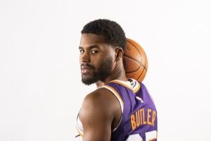 这熟人多!贾里德-巴特勒:来红星前问过好几个效力这的前NBA球员 这熟人多!贾里德-巴特勒:来红星前问过好几个效力这的前NBA球员