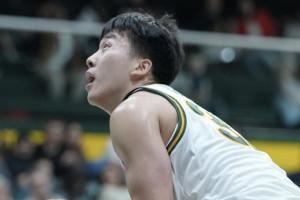 NCAA季前赛-王俊杰砍23分创个人新高&12罚11中 赵维伦5项数据挂零 NCAA季前赛-王俊杰砍23分创个人新高&12罚11中 赵维伦5项数据挂零