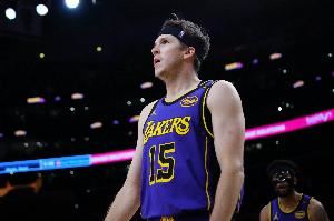历史级别!里夫斯单场砍至少51分11板9助 NBA历史第七人 历史级别!里夫斯单场砍至少51分11板9助 NBA历史第七人