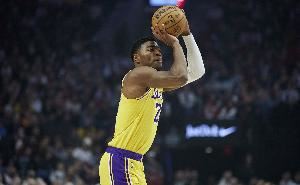 稳定炮台!八村塁近3战场均19.0分3.7篮板 真实命中率高达72% 稳定炮台!八村塁近3战场均19.0分3.7篮板 真实命中率高达72%