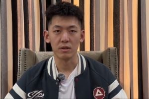 张陈治锋:会多和大哥们学习 努力完成杨鸣指导的战术安排 张陈治锋:会多和大哥们学习 努力完成杨鸣指导的战术安排