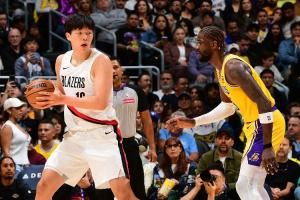 杨瀚森接下来怎么轮换?队记:球队想帮他积累经验不想打击他自信 杨瀚森接下来怎么轮换?队记:球队想帮他积累经验不想打击他自信