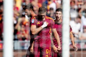 多夫比克:最近三场比赛对我们来说不理想 这个进球对我非常重要 多夫比克:最近三场比赛对我们来说不理想 这个进球对我非常重要