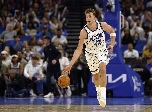 小瓦格纳谈四连败:所有人都应沮丧 希望我们能把沮丧转化为能量 小瓦格纳谈四连败:所有人都应沮丧 希望我们能把沮丧转化为能量