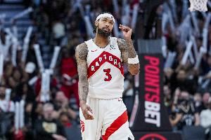 状态火热!英格拉姆半场9中7&三分3中2拿到18分&填满数据栏 状态火热!英格拉姆半场9中7&三分3中2拿到18分&填满数据栏