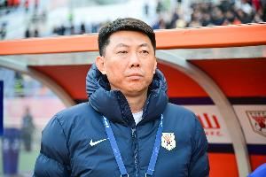 泰山助教:球队所有人都希望瓦科留队,球员转会很正常,祝福瓦科 泰山助教:球队所有人都希望瓦科留队,球员转会很正常,祝福瓦科