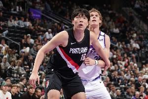 韩乔生:瀚森被下放不是坏事收获更多训练时间 菜鸟赛季还是适应 韩乔生:瀚森被下放不是坏事收获更多训练时间 菜鸟赛季还是适应