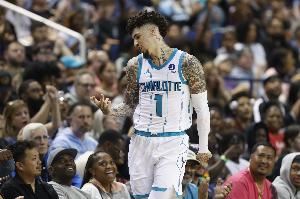 三球如何制造更多身体接触获得罚球?主帅:好问题 不予置评 三球如何制造更多身体接触获得罚球?主帅:好问题 不予置评