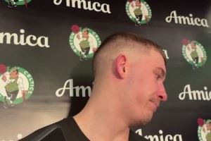 三分5中4得到17分!谢尔曼谈心态:只要能赢球我愿做任何事 三分5中4得到17分!谢尔曼谈心态:只要能赢球我愿做任何事